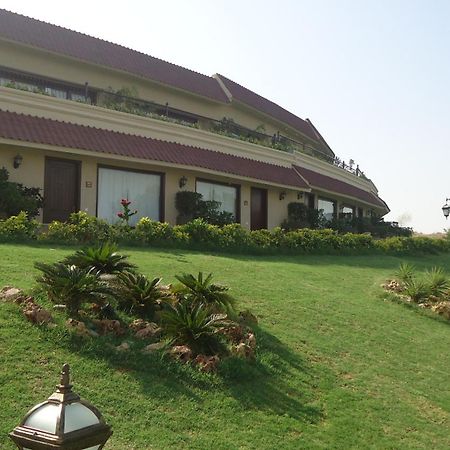 Dreamworld Resort, Hotel & Golf Course Karatschi Zimmer foto