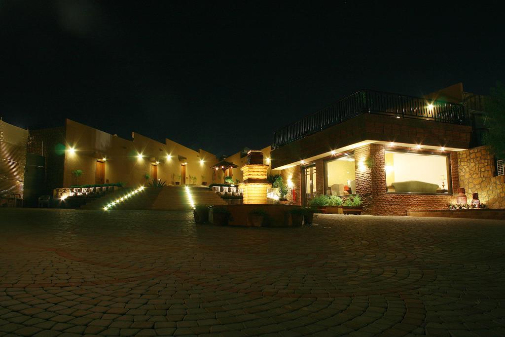 Dreamworld Resort, Hotel & Golf Course Karatschi Exterior foto